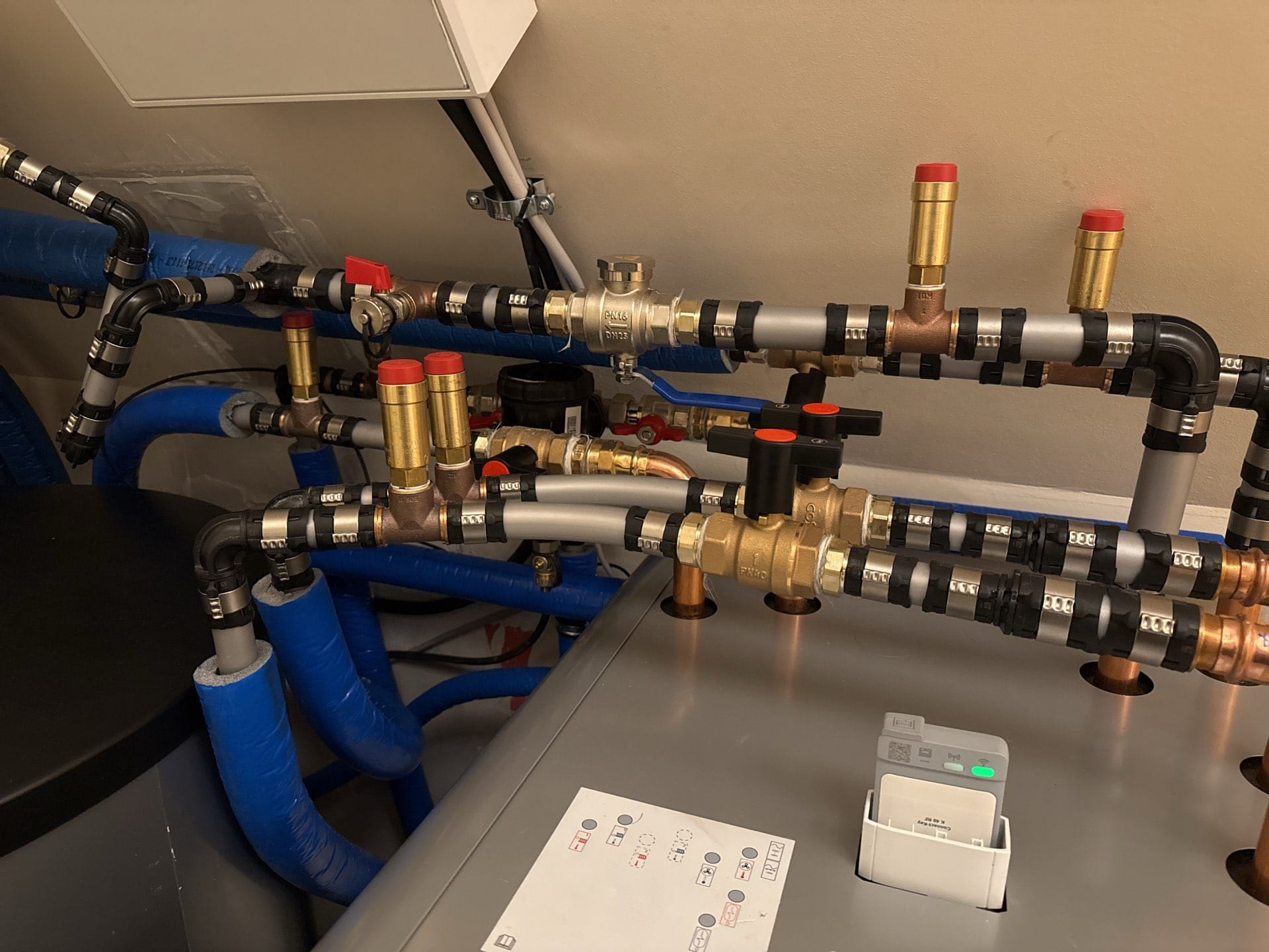 Hydraulik & Verrohrung im Detail