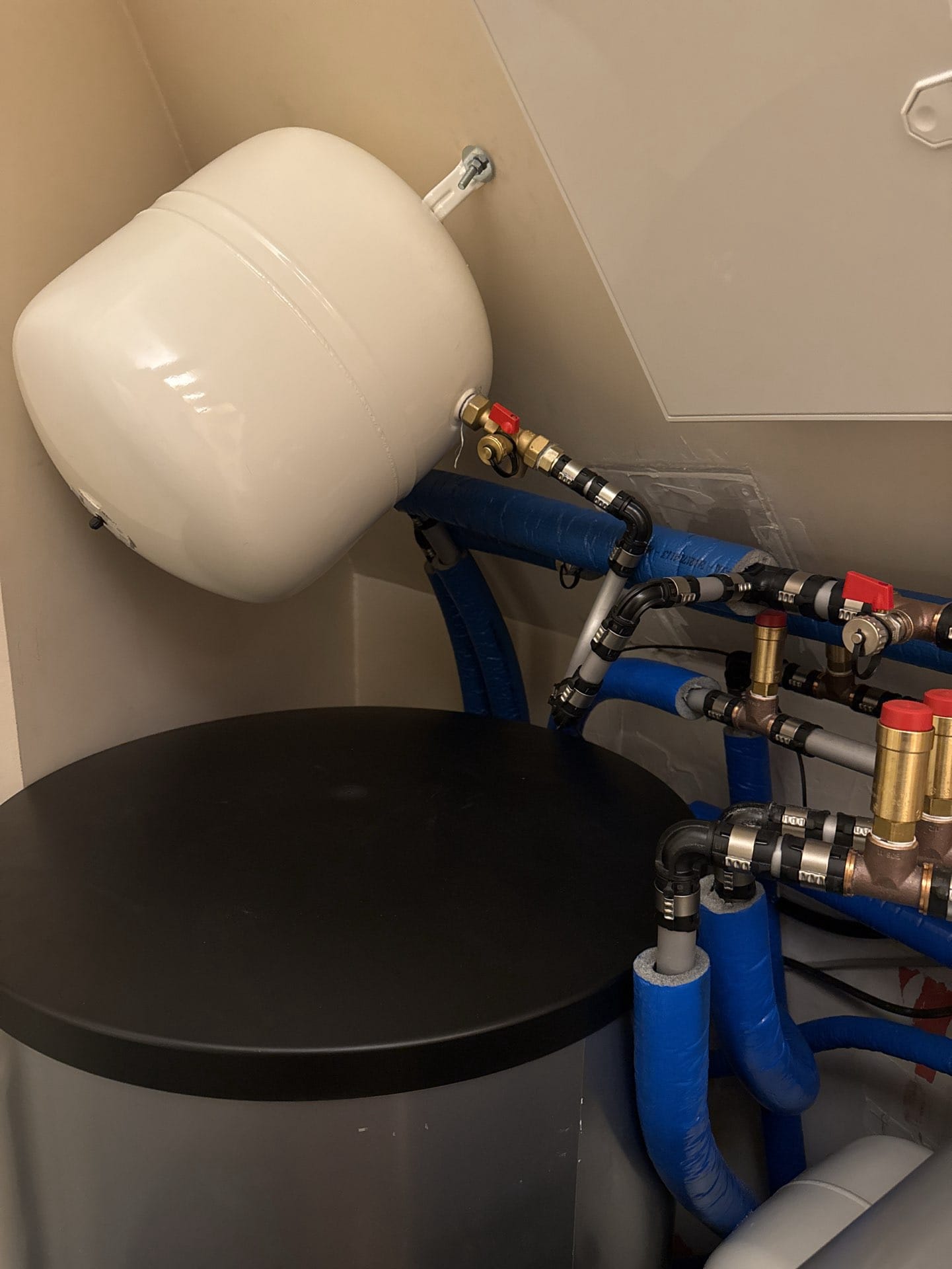 Pufferspeicher & Ausdehnungsgefäß